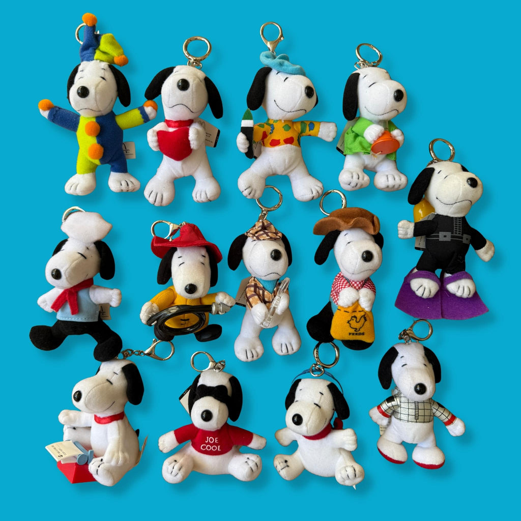 Blind Box: Vintage Y2K Snoopy Plush Bag Charms