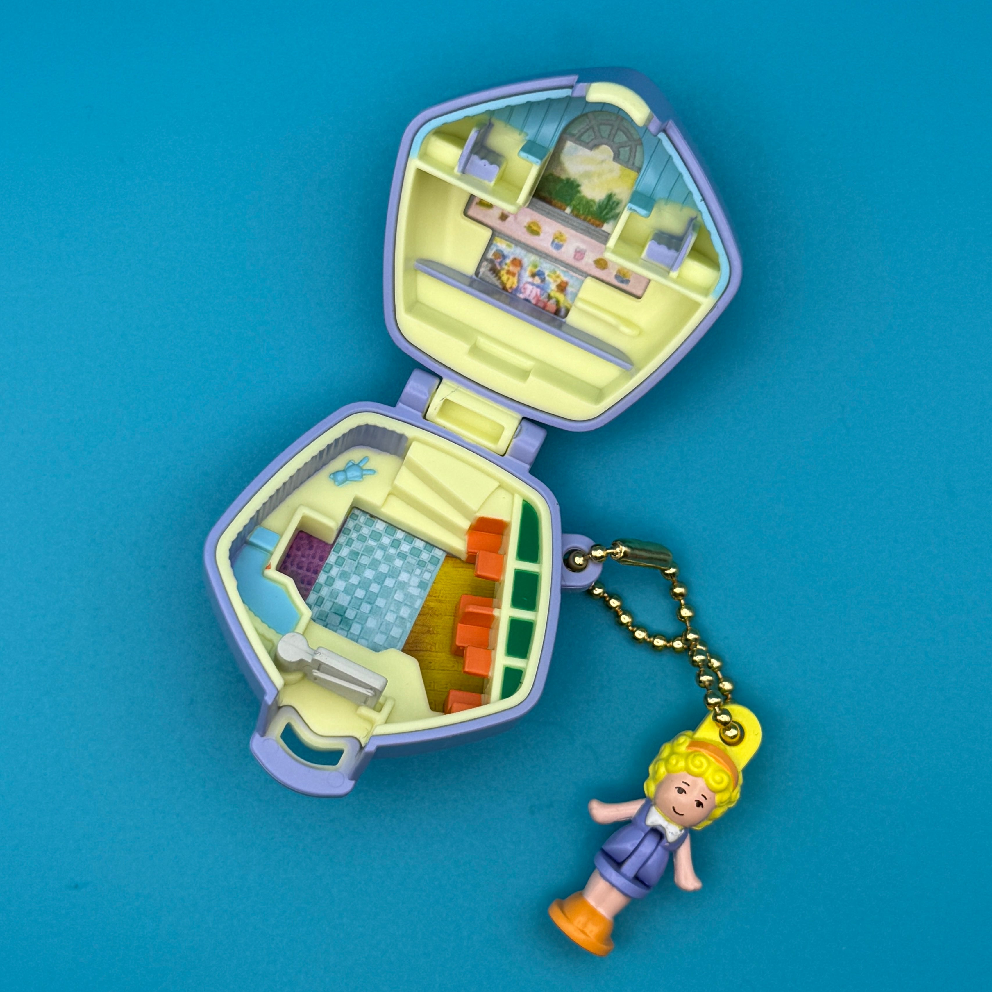 Mini Retro Polly Pocket -  vintage keychain vintage charms for bag nostalgia vintage keychains y2k collectible - Bag Crap