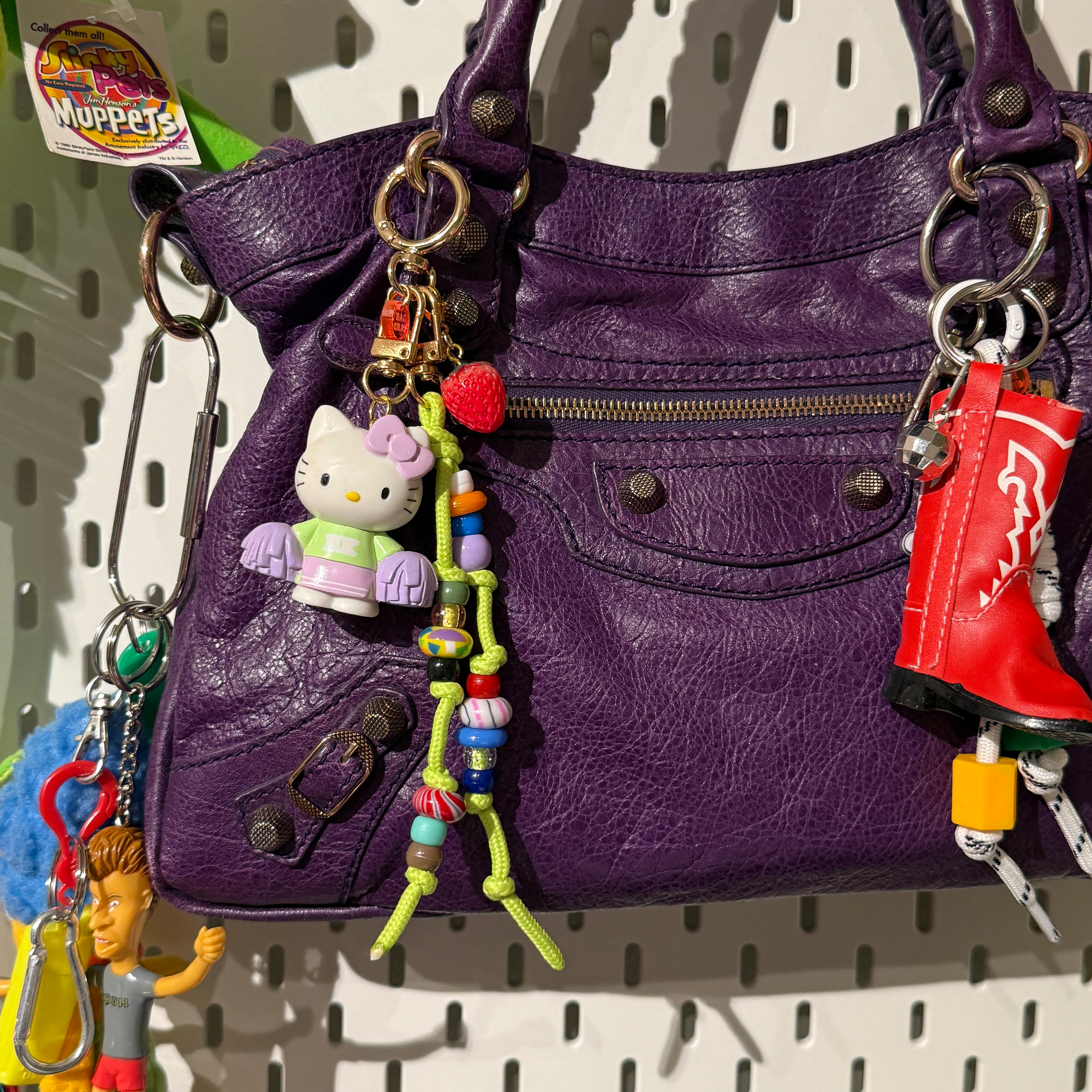 Cheerleading Hello Kitty   Pack - hello kitty sanrio japan kawaii rare vintage keychain vintage charms for bag nostalgia vintage keychains y2k collectible - Bag Crap
