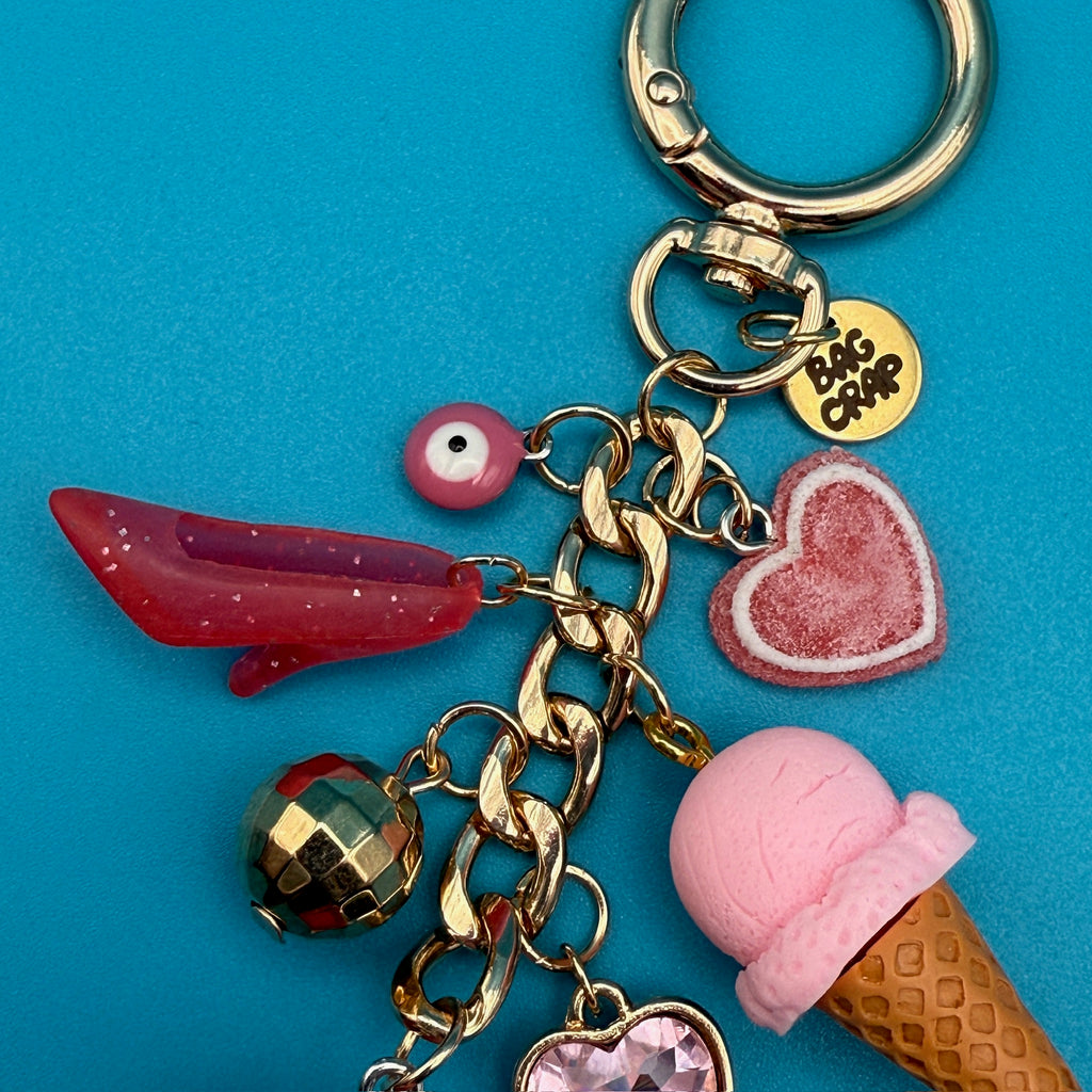ONE-OF-ONE GOLD TRINKET BAG CHARM CHAIN- PINK HEARTS