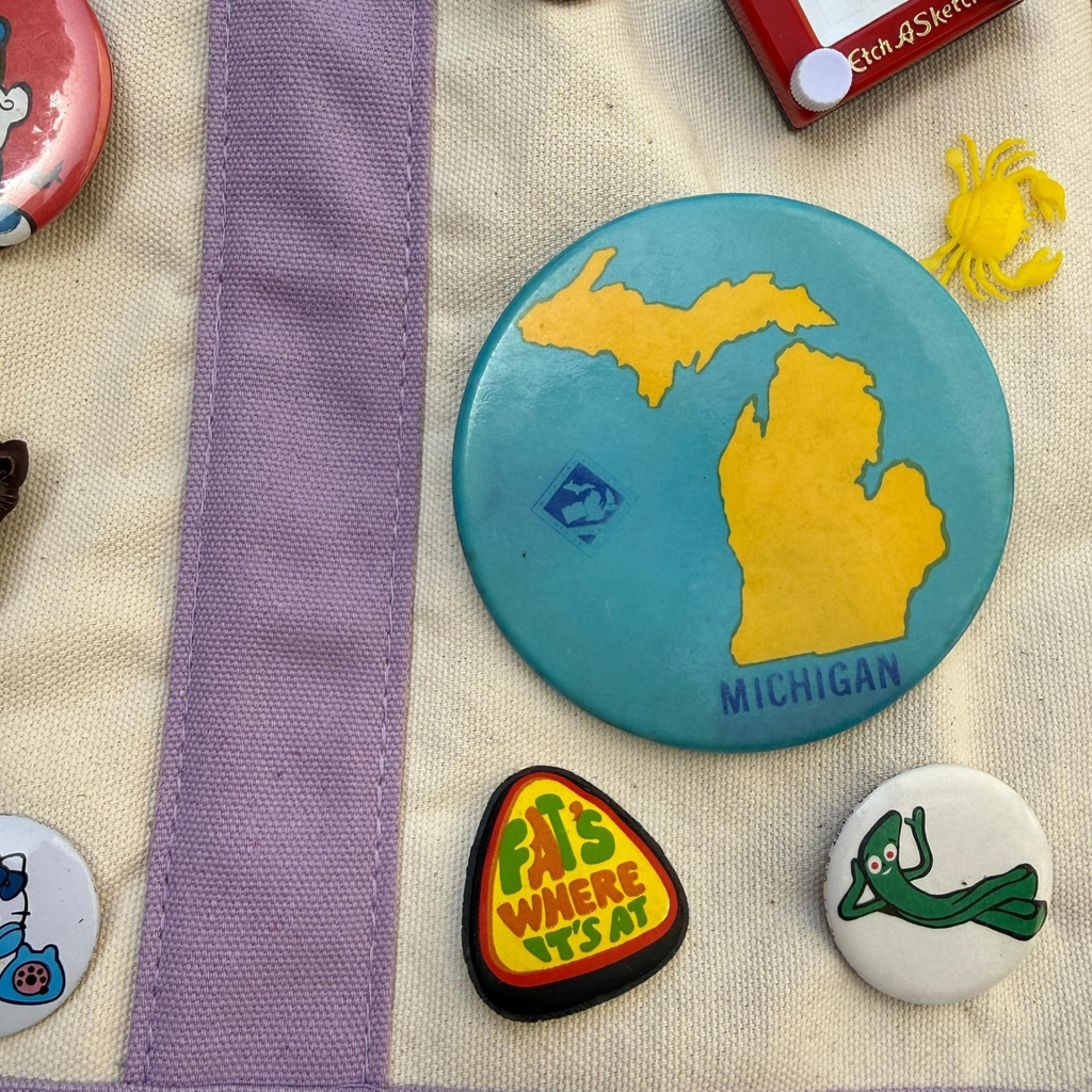 Vintage Pins & Brooches: Collection I