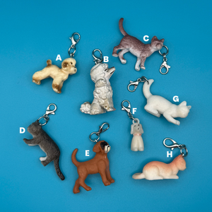 1950s-1960s Mini Cats & Dogs  s - snoopy rar peanuts vintage keychain vintage charms for bag nostalgia vintage keychains y2k collectible - Bag Crap