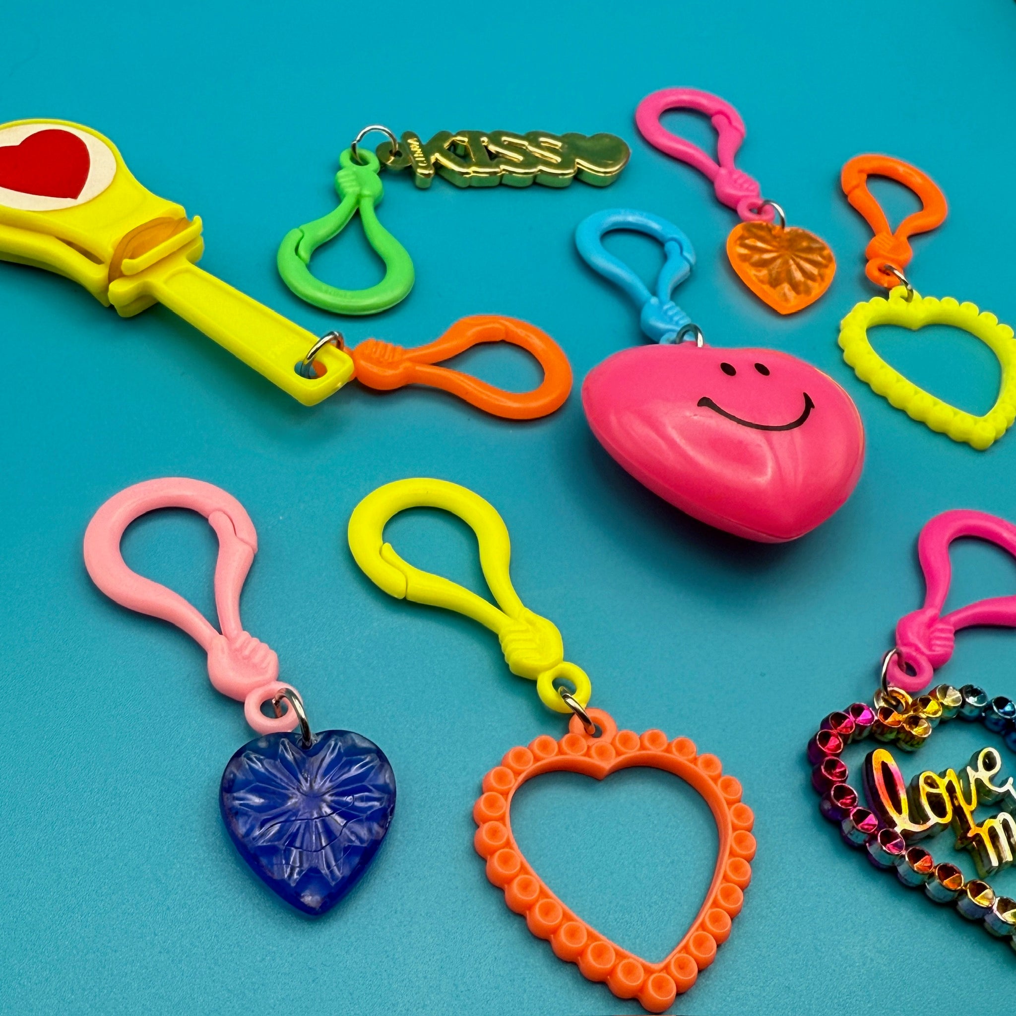 80s Neon Heart Mini  s -  vintage keychain vintage charms for bag nostalgia vintage keychains y2k collectible - Bag Crap