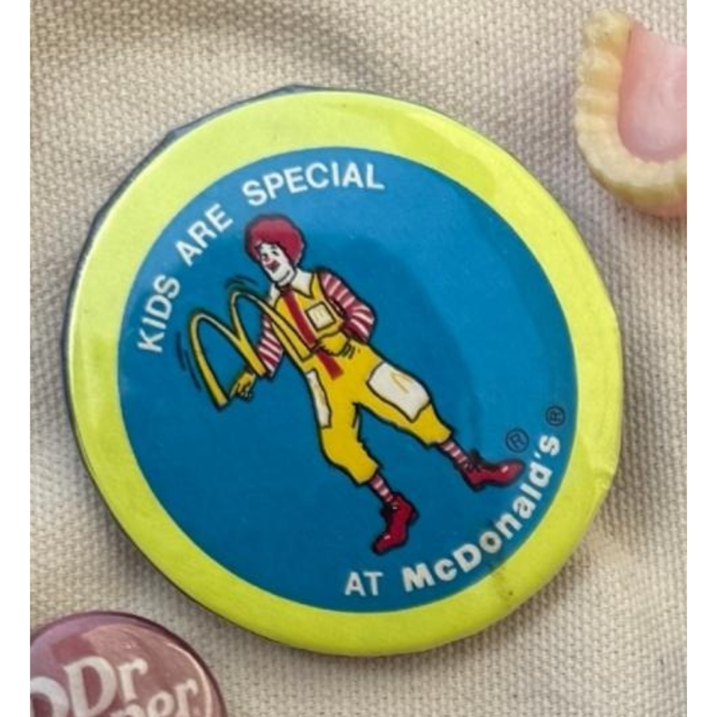 Vintage Pins & Brooches: Collection I