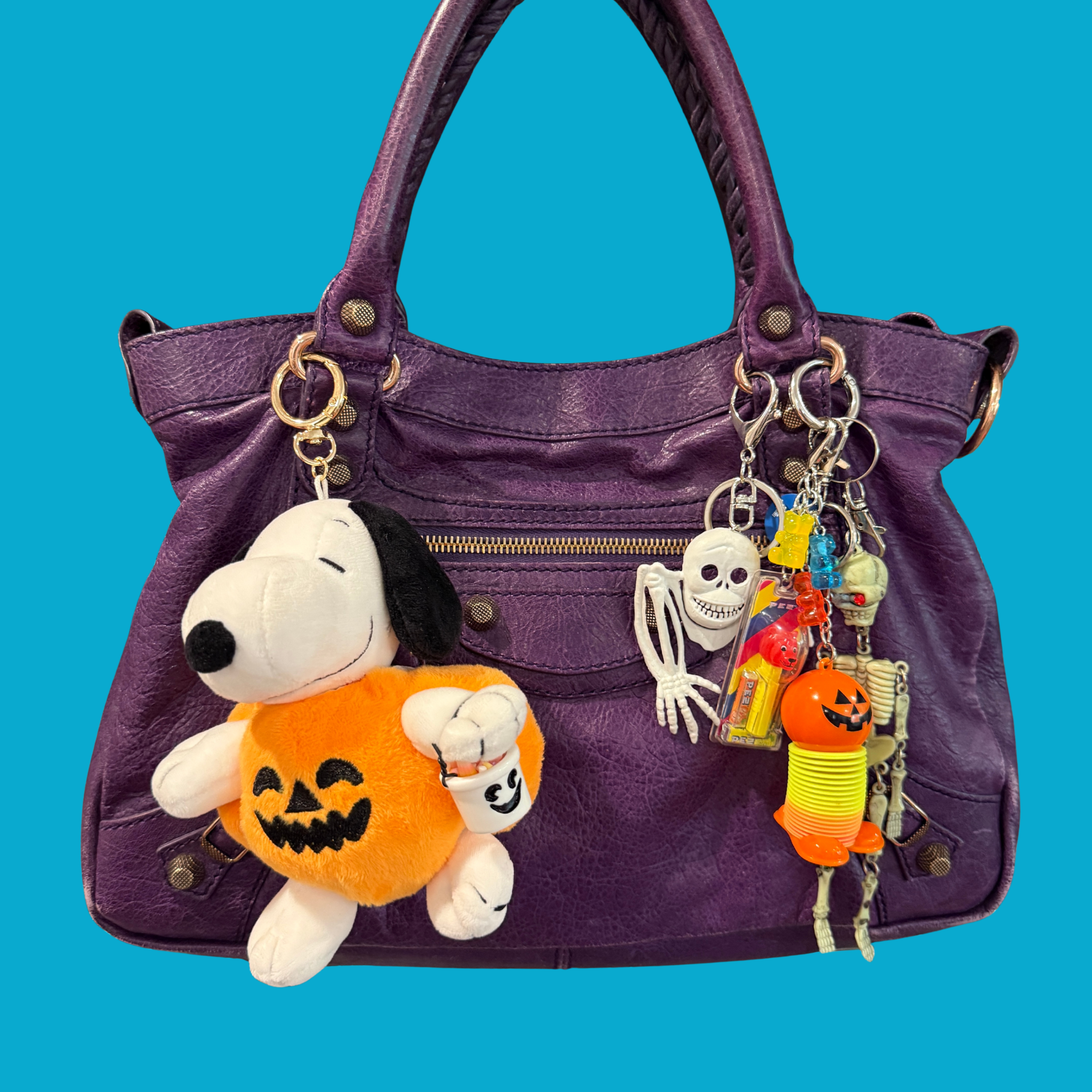 Snoopy Halloween Pumpkin Plush - snoopy rar peanuts vintage keychain vintage charms for bag nostalgia vintage keychains y2k collectible - Bag Crap