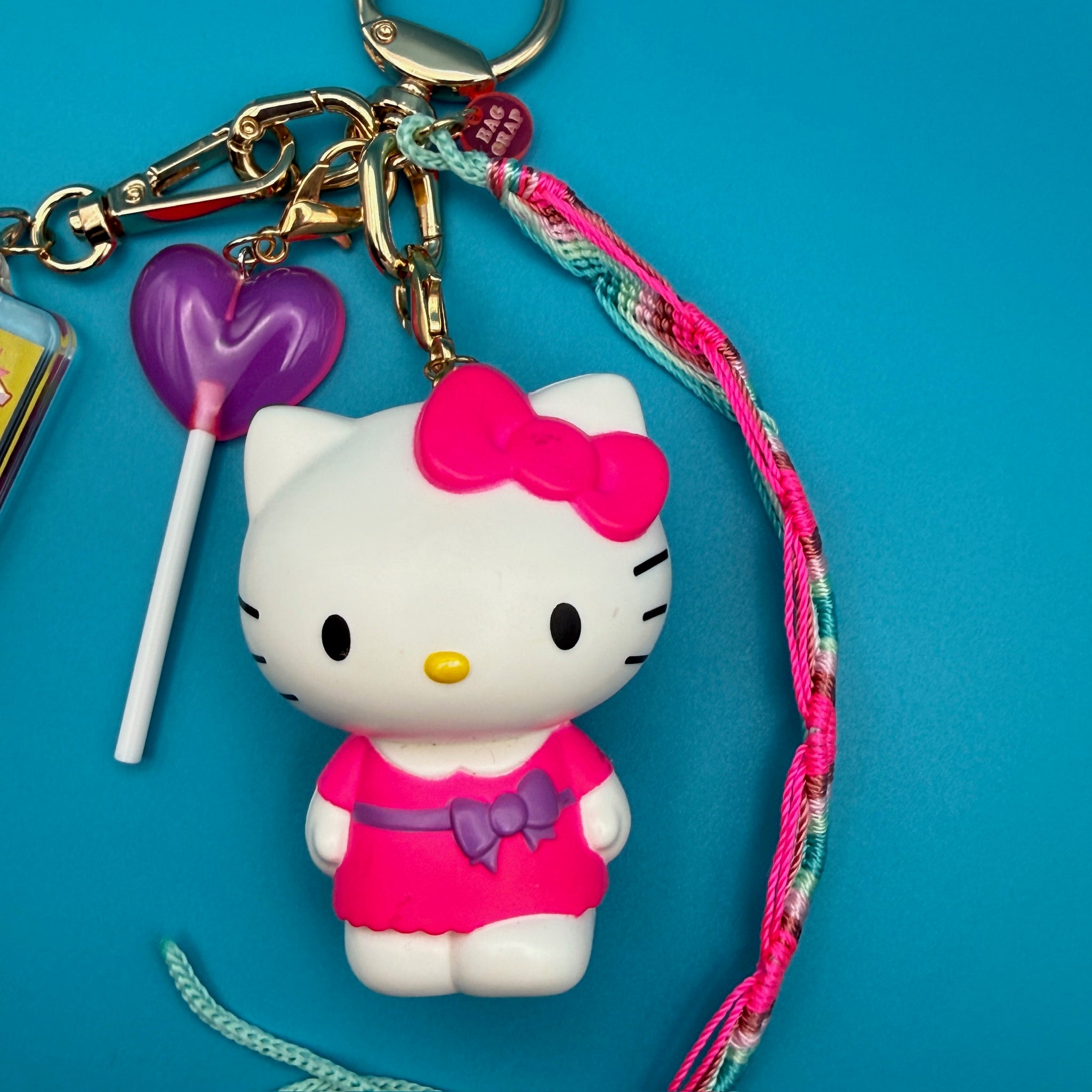 1-of-1  Hello Kitty   Pack: Gold Hardware - hello kitty sanrio japan kawaii rare vintage keychain vintage charms for bag nostalgia vintage keychains y2k collectible - Bag Crap