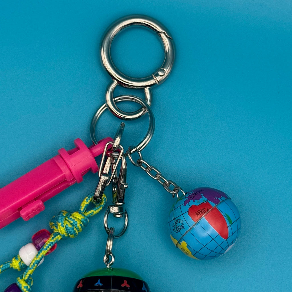 1:1 Vintage Austria Snoopy Beaded Bag Charm Pack