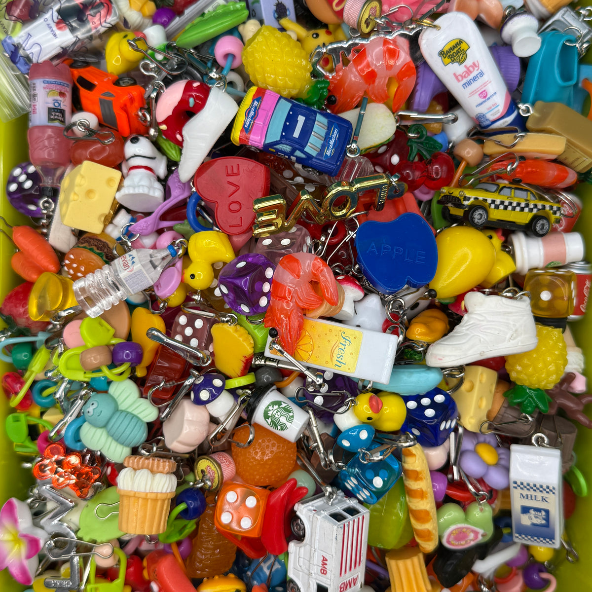 Blind Box: 6 Piece Miniature Trinket  s -  vintage keychain vintage charms for bag nostalgia vintage keychains y2k collectible - Bag Crap