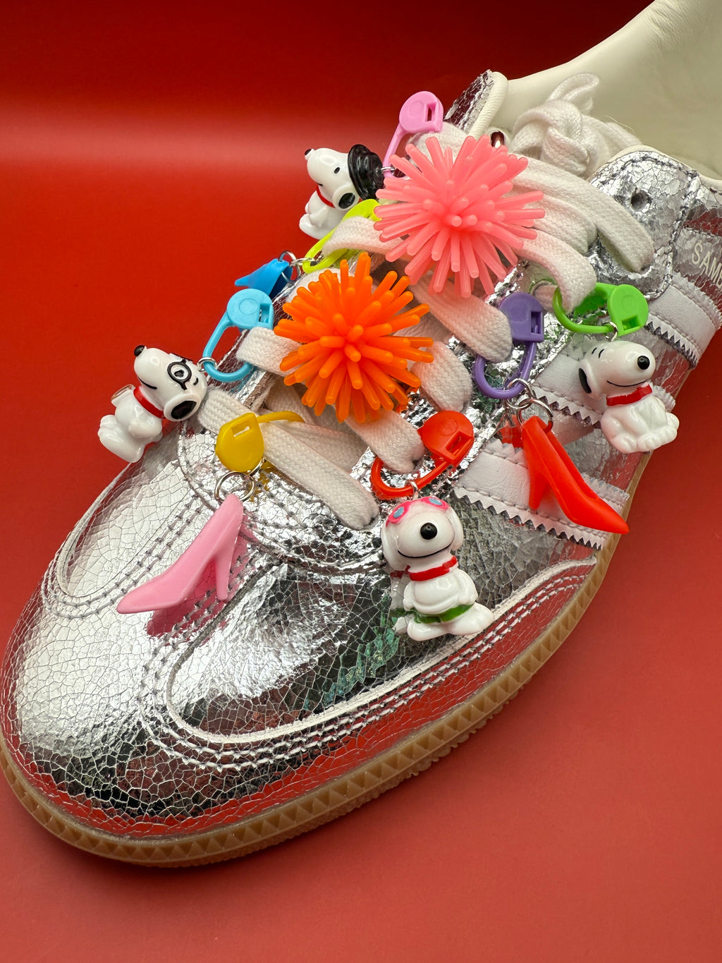 Snoopy Shoe Charms + Plastic Clips