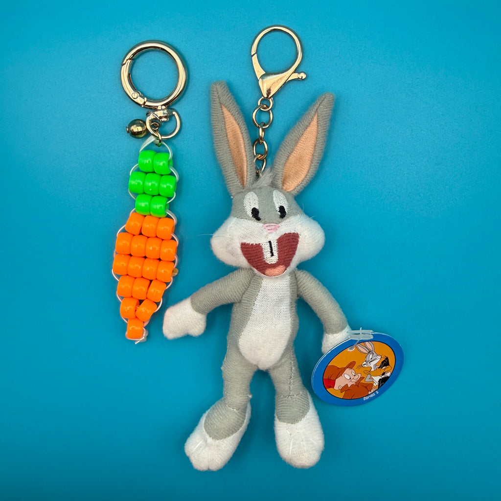 Vintage Y2K Bugs Bunny Beaded Carrot Bag Charm Keychain Pack
