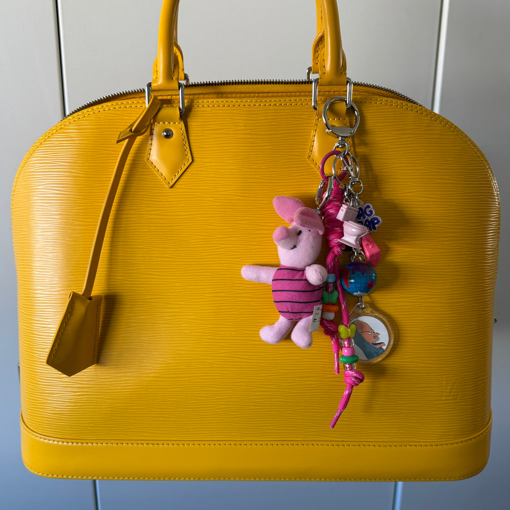 One-of-one VTG Piglet Beavis & Butthead Bag Charm Pack