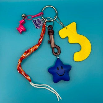 One-of-One Vintage Keychain Bag Charm Pack— Pink Toilet