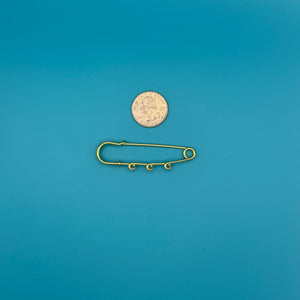 Gold Metal Multi-Loop Safety Pin - clips carabiners charms keychains bag designer vintage keychain vintage charms for bag nostalgia vintage keychains y2k collectible - Bag Crap