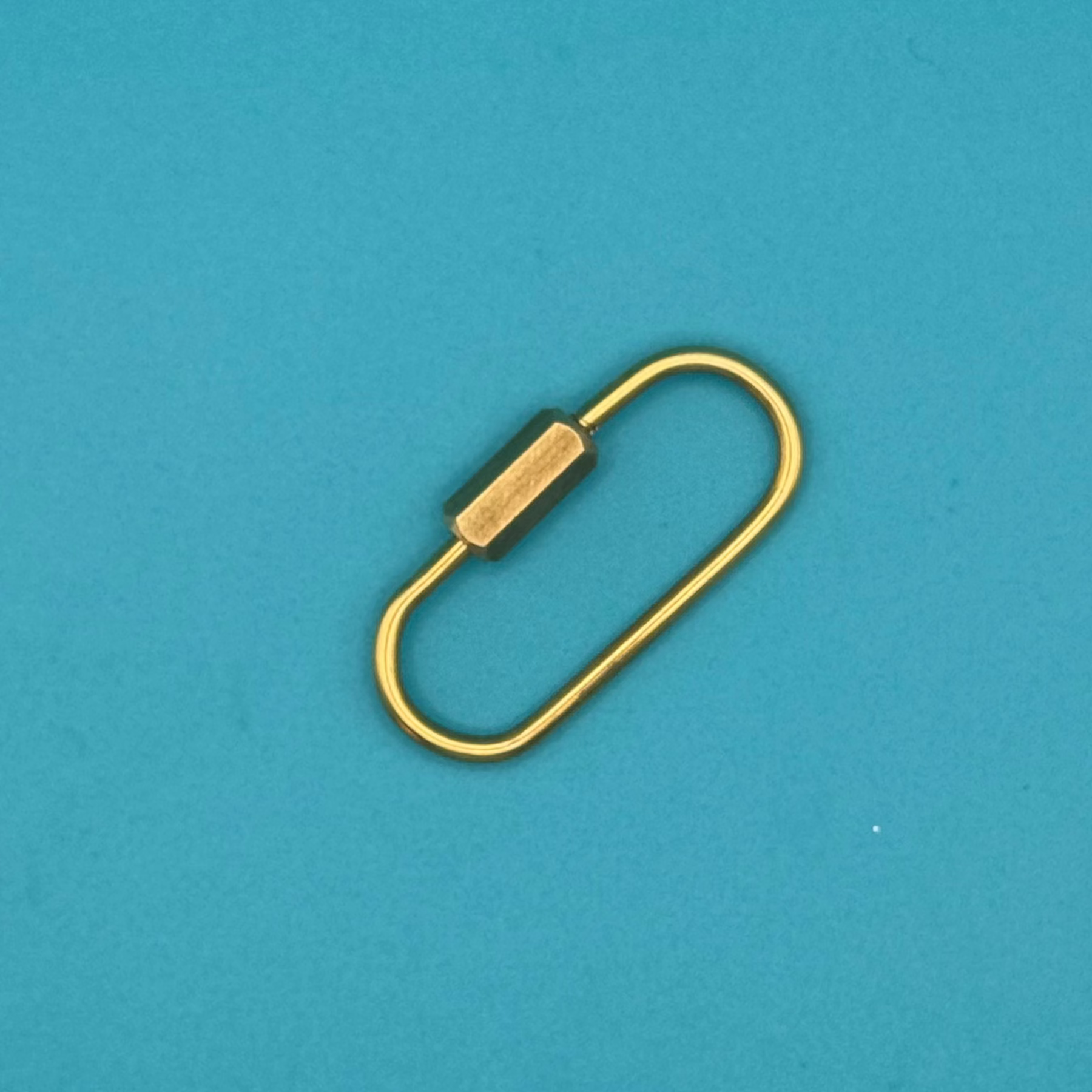 1.25' Distressed Gold Screw Carabiner Clip - clips carabiners charms keychains bag designer vintage keychain vintage charms for bag nostalgia vintage keychains y2k collectible - Bag Crap