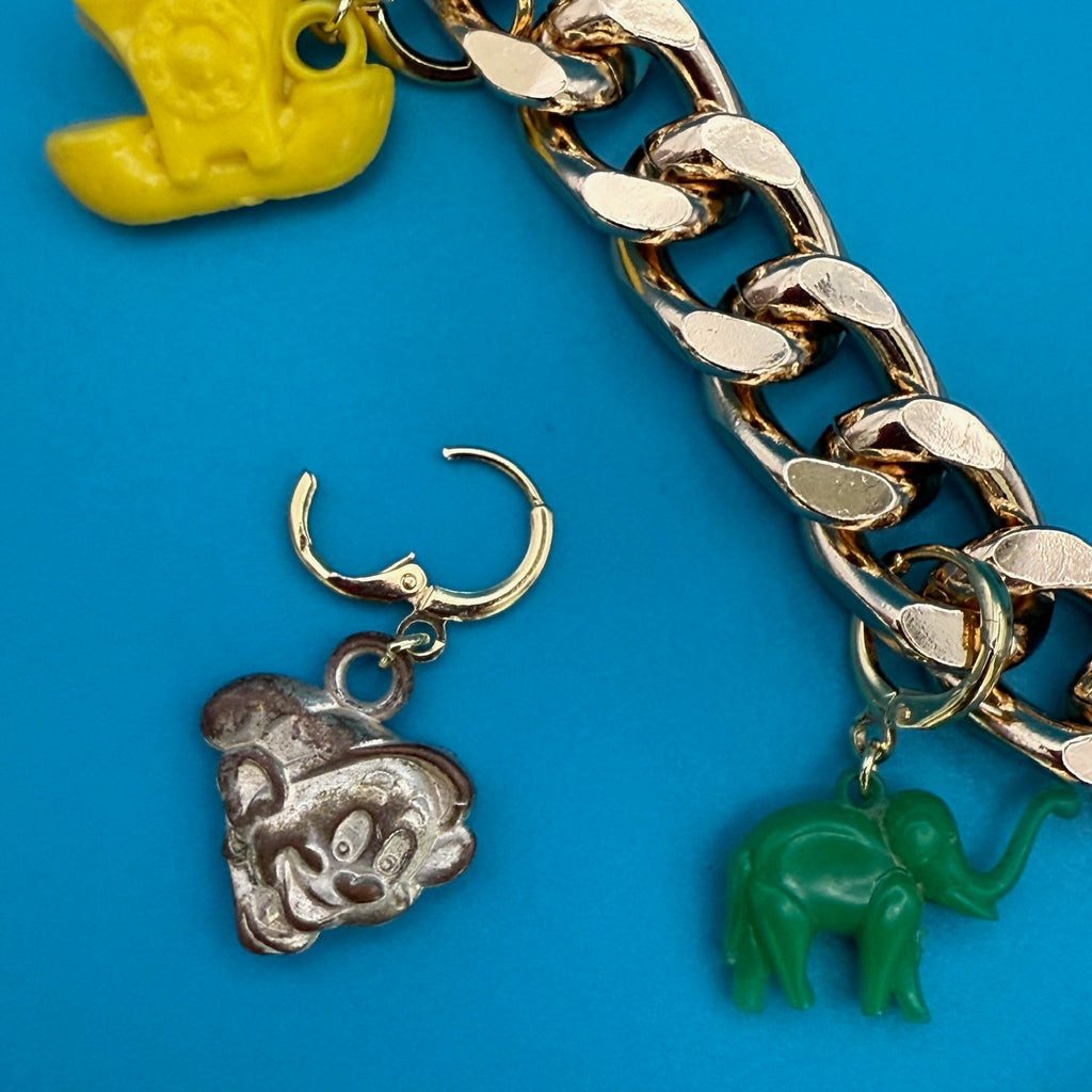 Vintage Lucky Clover 18k Gold Bag Charm Chain