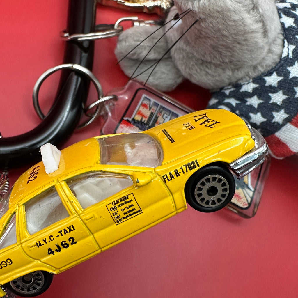 Limited Edition XL New York City Vintage Bag Charm & Keychain Pack