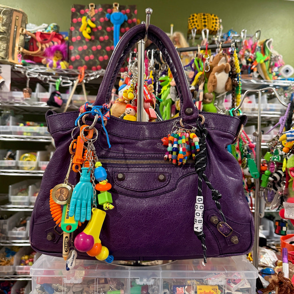One-of-One 90s Vintage Keychain Bag Charm Pack — Bubble Gun