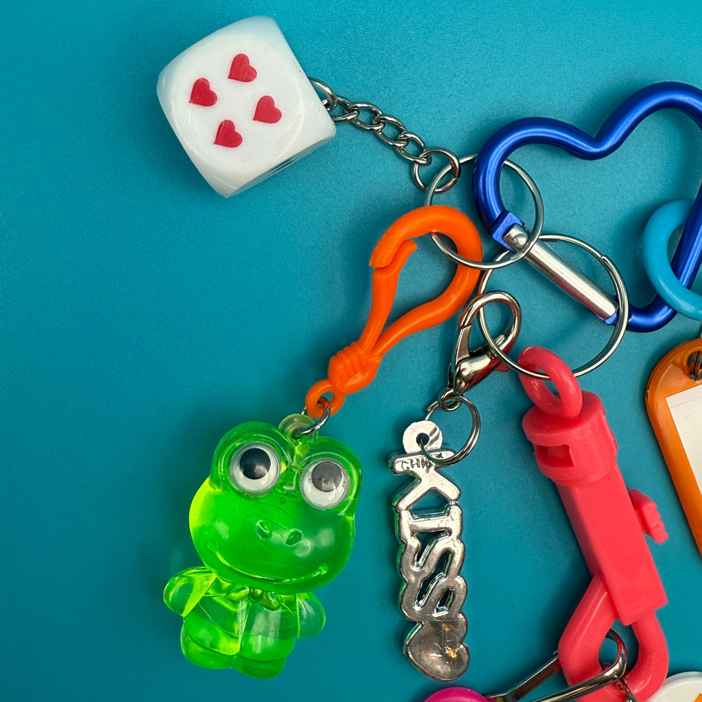 BAG CRAP x COSMOPOLITAN MAGAZINE: Green Frog Bag Charm Pack