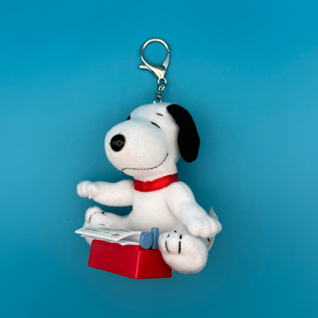 5” Vintage Typewriter Snoopy Plushie Bag Charm