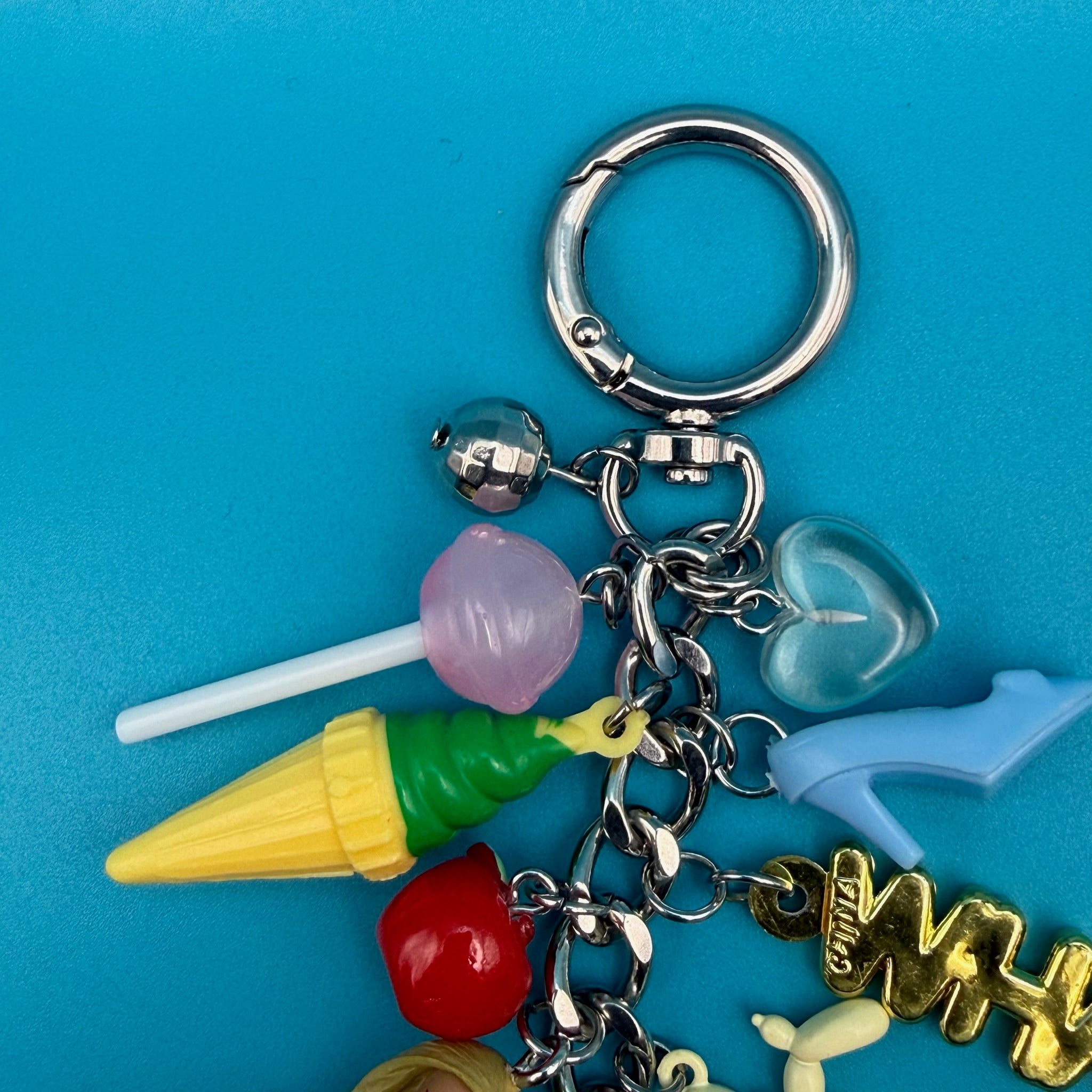 1:1  Barbie 'New York Princess'   Chain - barbie doll toy pink rare vintage keychain vintage charms for bag nostalgia vintage keychains y2k collectible - Bag Crap