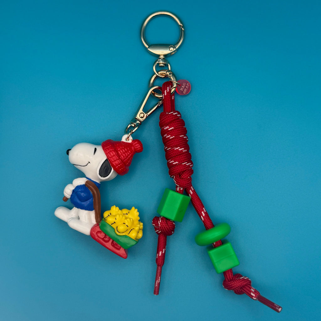 Vintage Holiday Snoopy + Woodstock Sleigh Bag Charm Pack