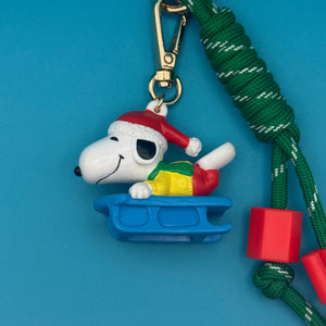 Holiday Sledding Snoopy   Pack - snoopy rar peanuts vintage keychain vintage charms for bag nostalgia vintage keychains y2k collectible - Bag Crap
