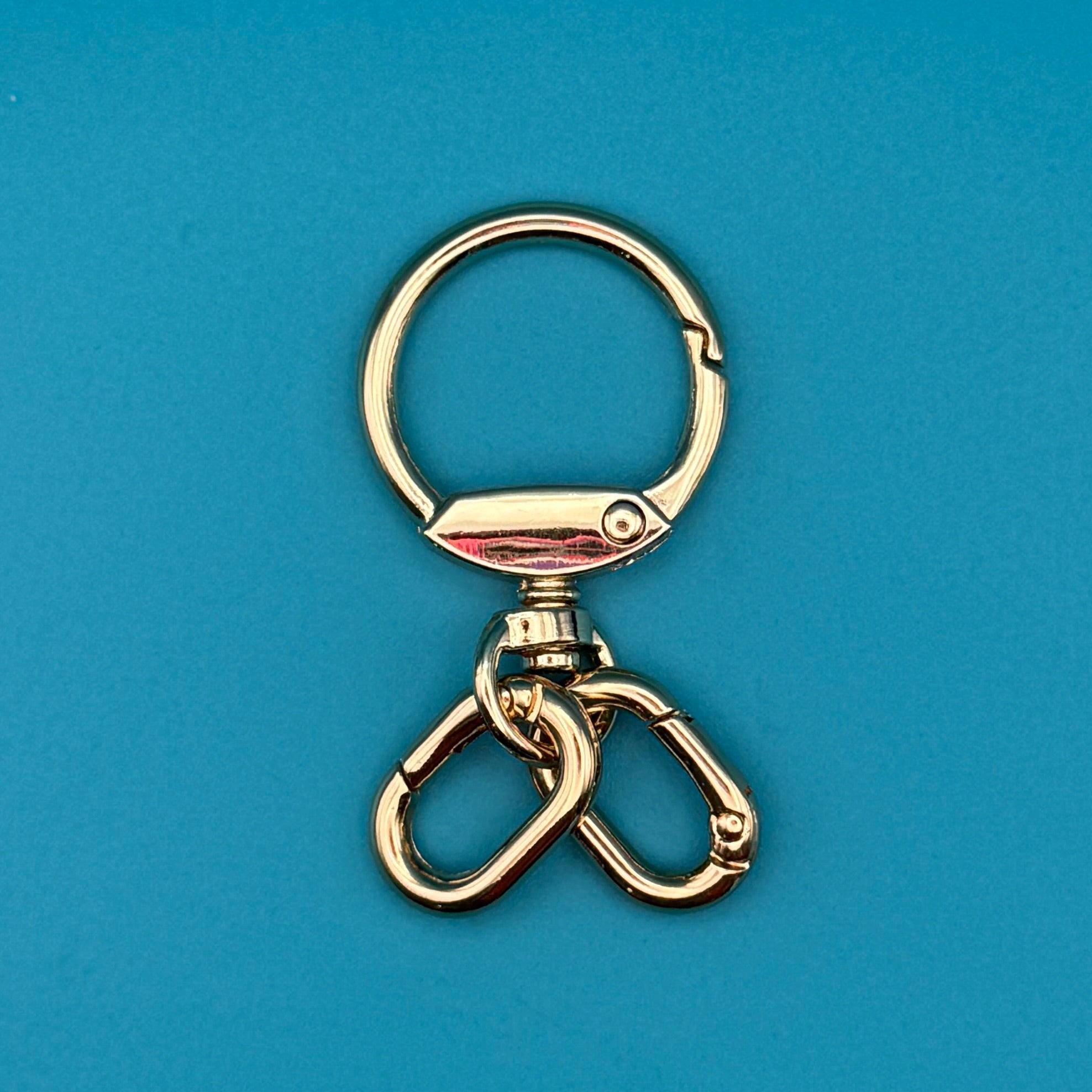 Light Gold Metal Swivel Spring Clip + 2 Carabiner Clip Attachments - clips carabiners charms keychains bag designer vintage keychain vintage charms for bag nostalgia vintage keychains y2k collectible - Bag Crap