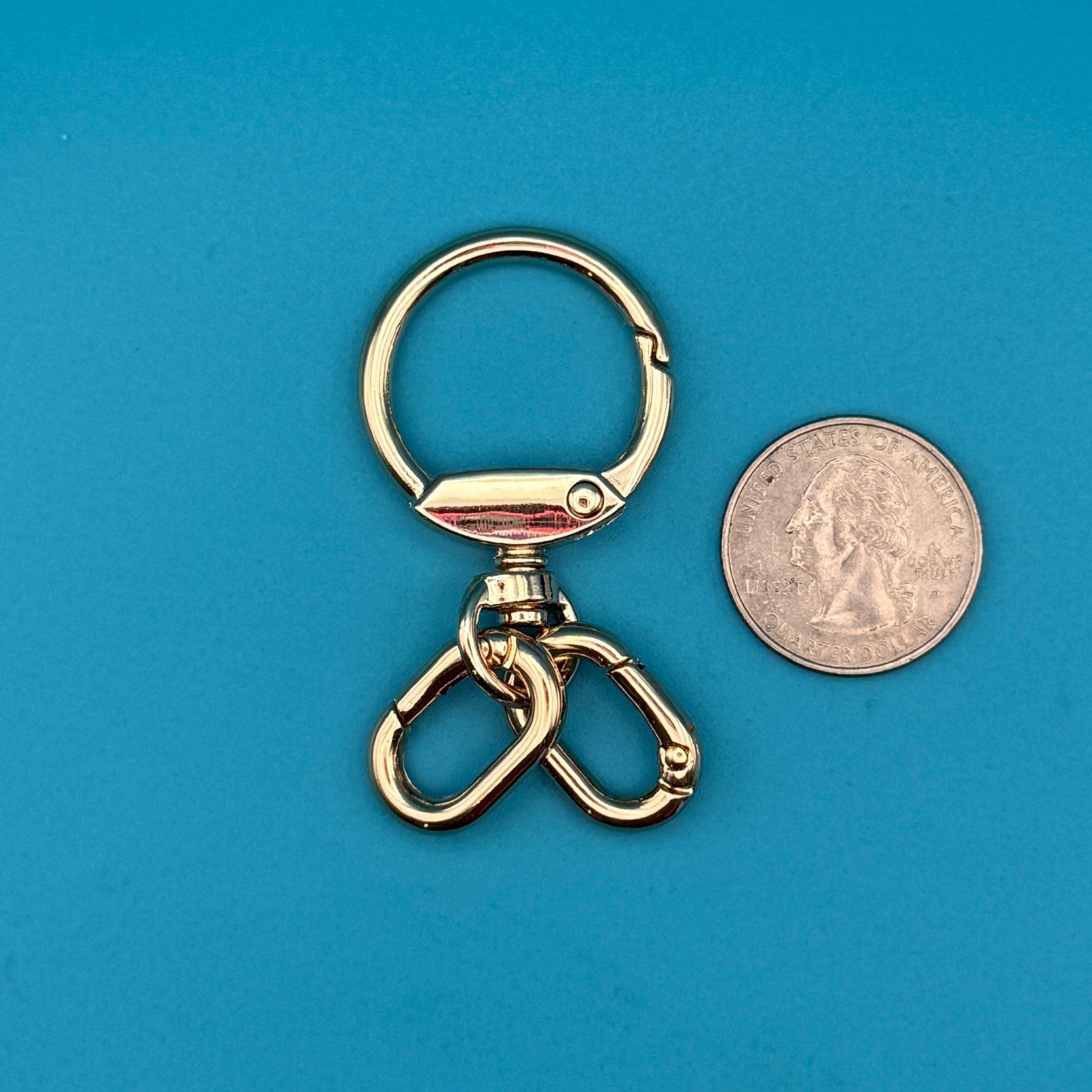 Light Gold Metal Swivel Spring Clip + 2 Carabiner Clip Attachments - clips carabiners charms keychains bag designer vintage keychain vintage charms for bag nostalgia vintage keychains y2k collectible - Bag Crap