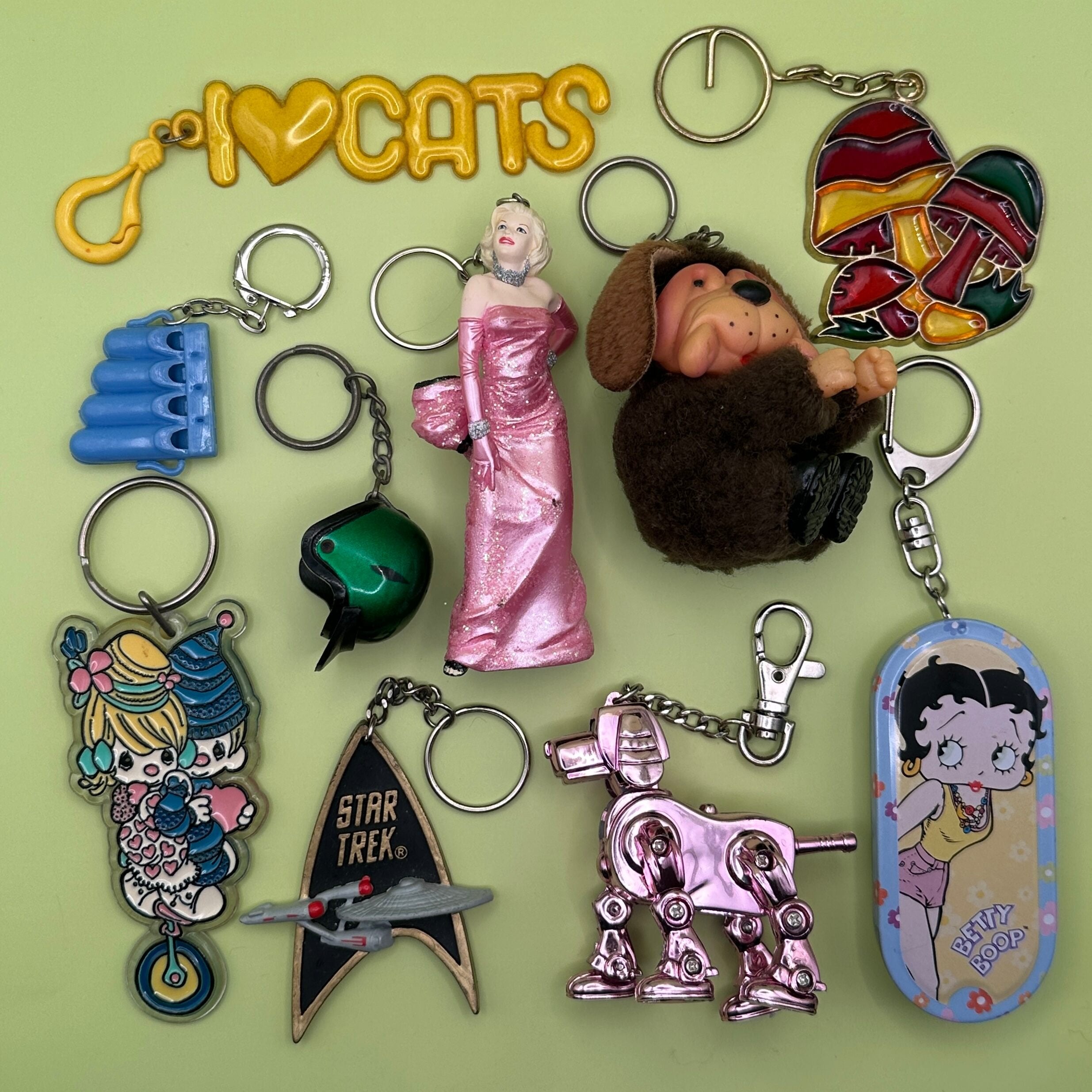 70's-   s & s: Drop 18 -  vintage keychain vintage charms for bag nostalgia vintage keychains y2k collectible - Bag Crap