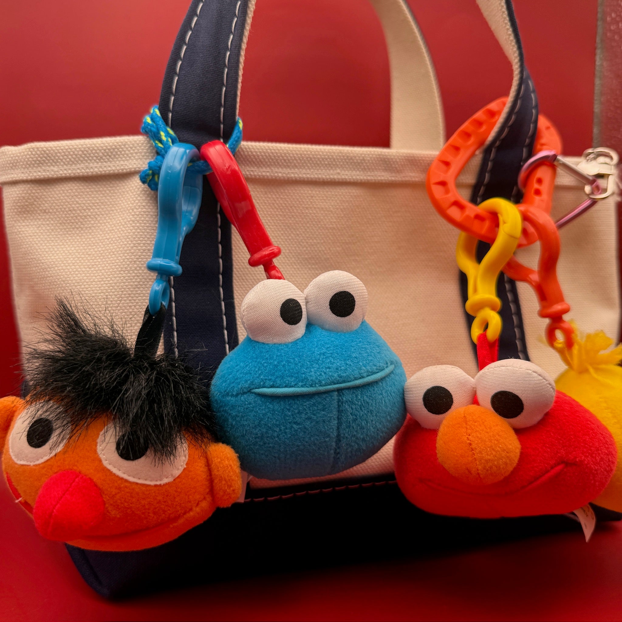 90s Cookie Monster  Head -  vintage keychain vintage charms for bag nostalgia vintage keychains y2k collectible - Bag Crap