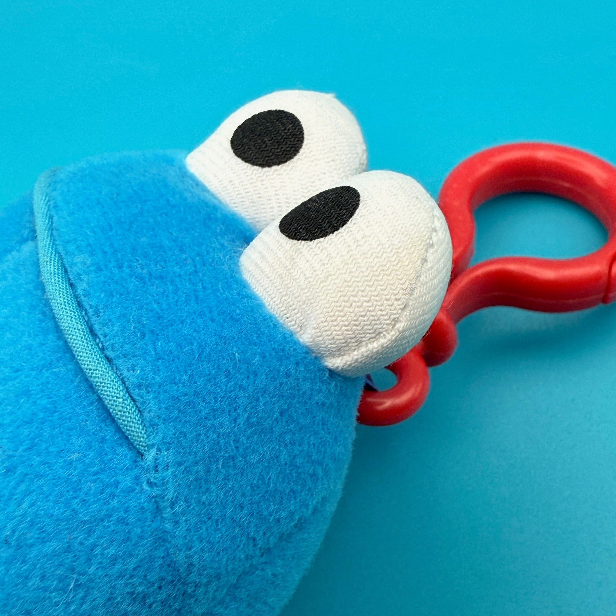 90s Cookie Monster  Head -  vintage keychain vintage charms for bag nostalgia vintage keychains y2k collectible - Bag Crap