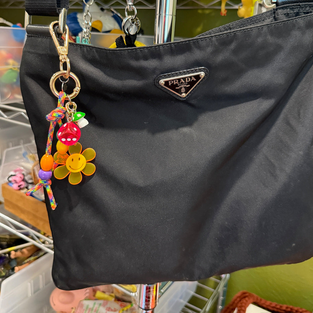 Retro Flower Power Beaded Paracord Bag Charm Pack