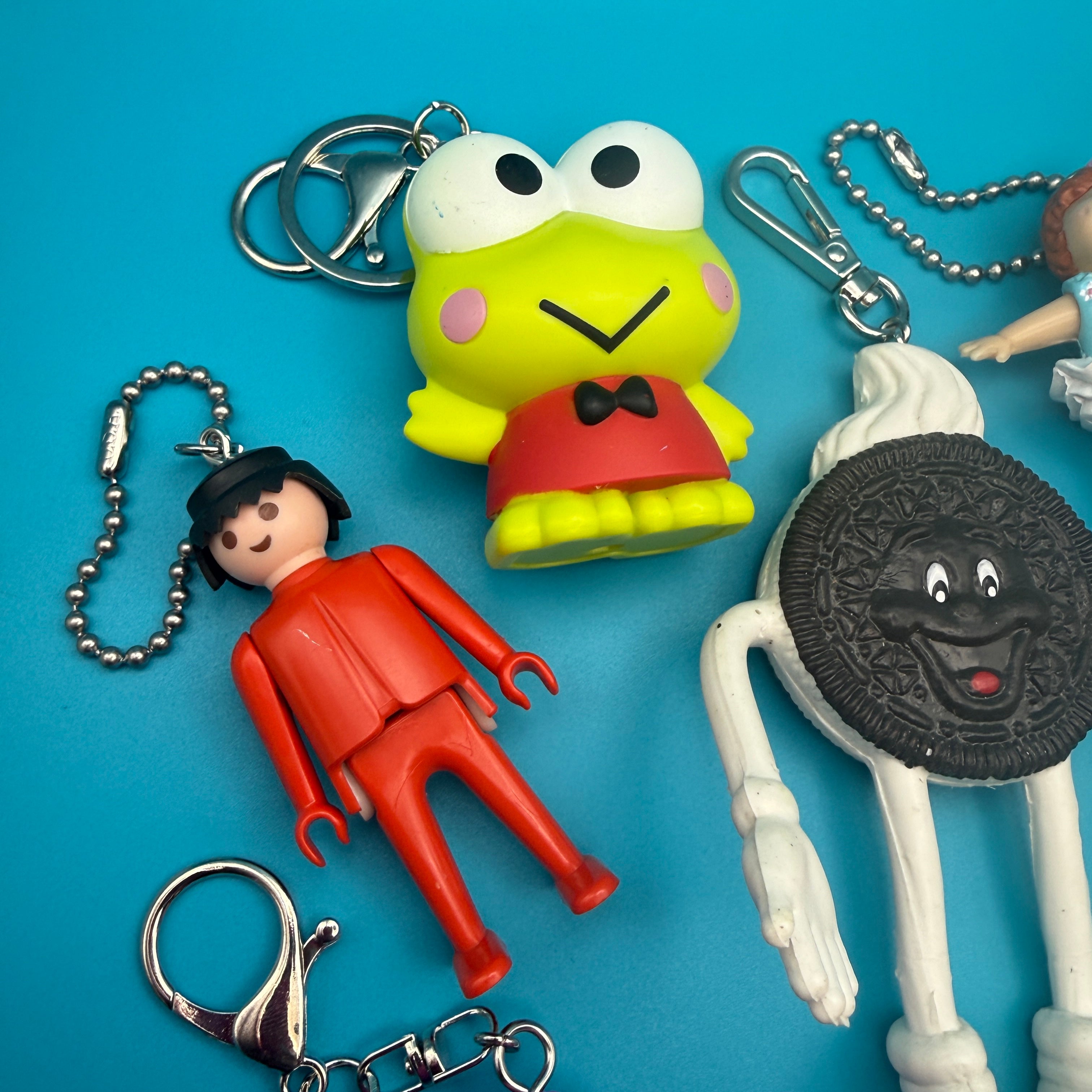 1970s- Happy Meal  s & s- Snoopy, Hello Kitty - snoopy rar peanuts vintage keychain vintage charms for bag nostalgia vintage keychains y2k collectible - Bag Crap