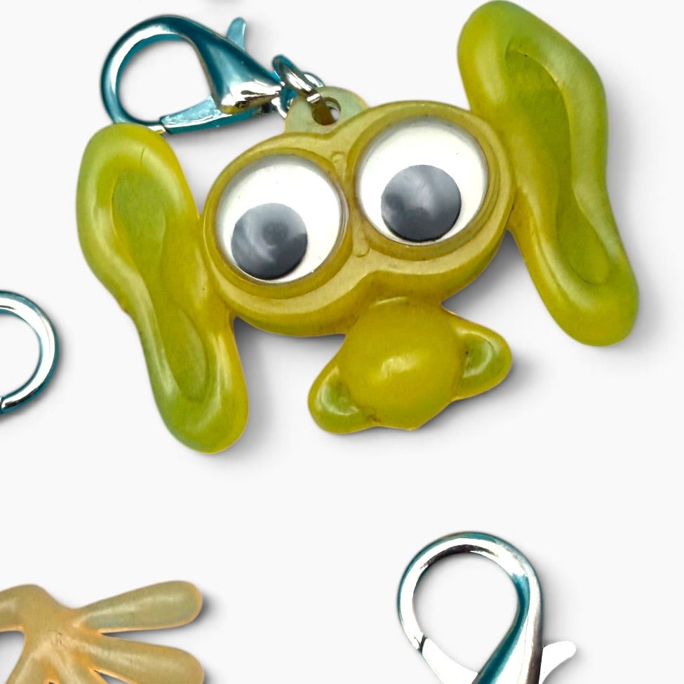 90s Googly-Eyed Monster  s -  vintage keychain vintage charms for bag nostalgia vintage keychains y2k collectible - Bag Crap