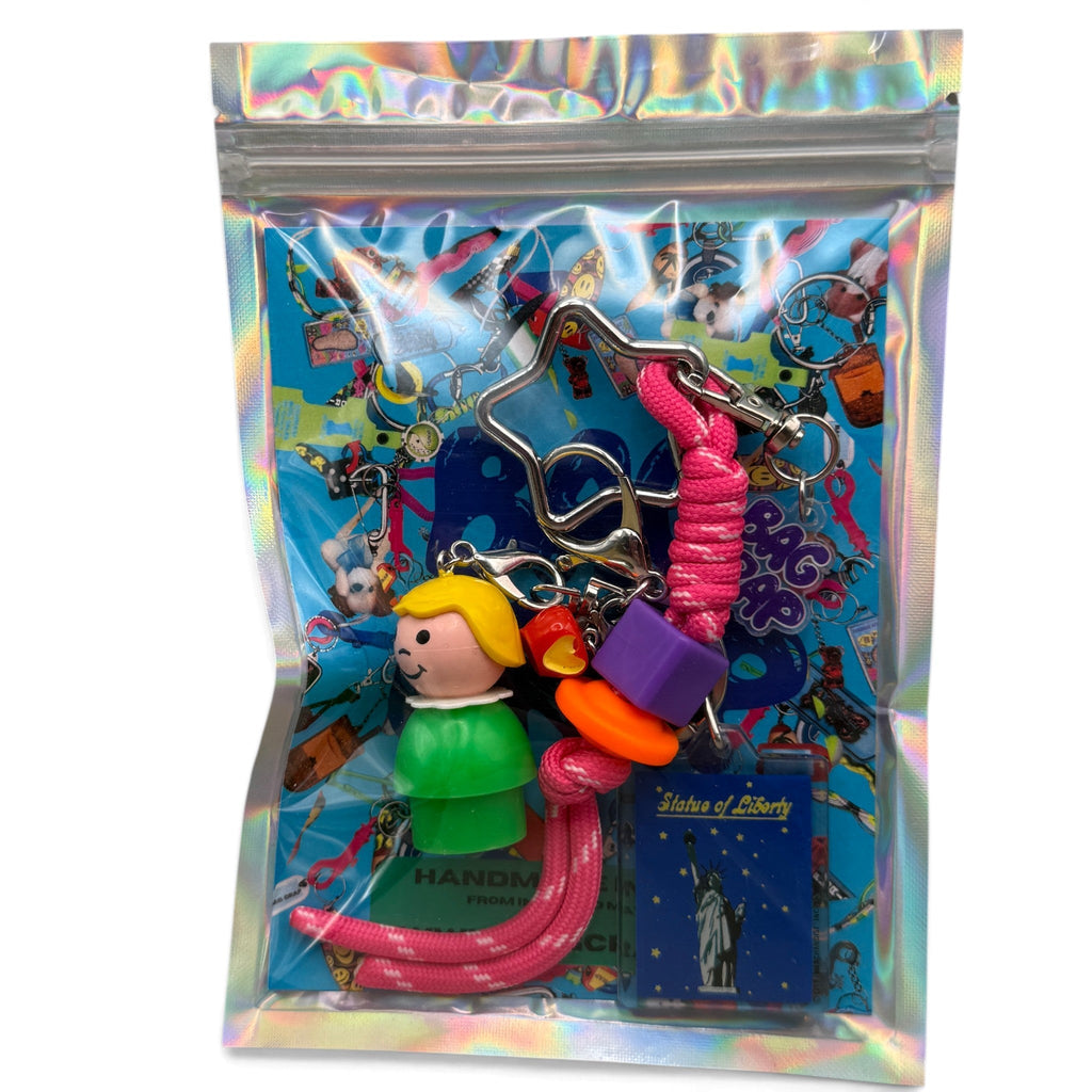 BAG CRAP Vintage Fisher Price NYC Souvenir Charm Sets